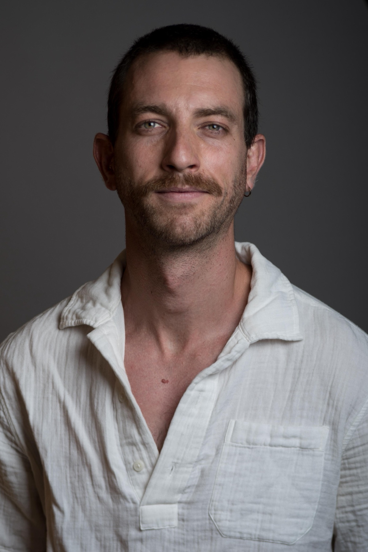 Charly Montero — retrato 1